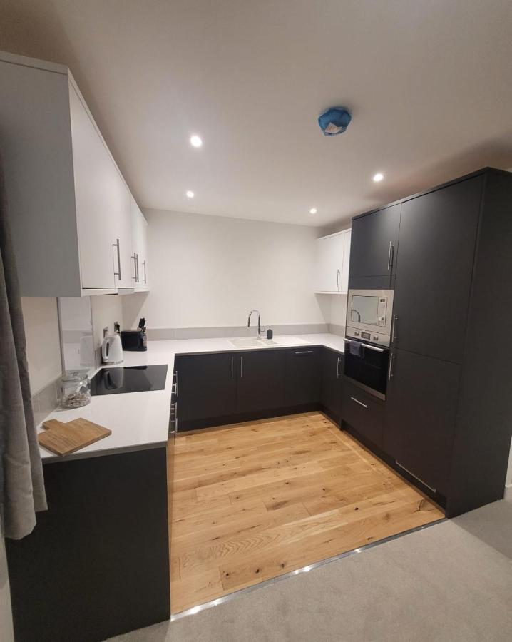 Luxury 1 Bed Apartment In The Centre Of Rochester Rochester  Exterior foto